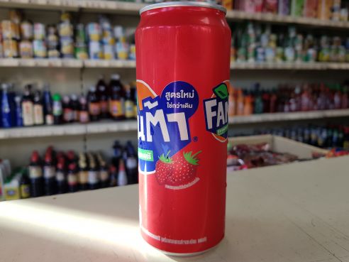 Thai Fanta, Erdbeer Geschmack, Fanta, Thailand, 325ml