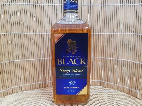 Asahi Whisky Black Nikka Deep Blend, 45% Alk. VOL., 700ml