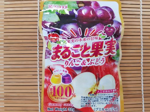 Marugoto Kajitsu Gummy, Apfel und Traube, Kasugai , 32g
