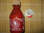 Sriracha, scharfe Chili Sosse mit extra Knoblauch, Flying Goose, 200ml