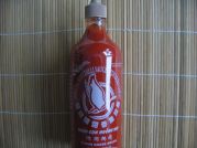 Sriracha, scharfe Chili Sosse mit extra Knoblauch, Flying Goose, 730ml