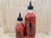 Sriracha, Black Out, extra scharfe Chili Sosse, Flying Goose, 455ml